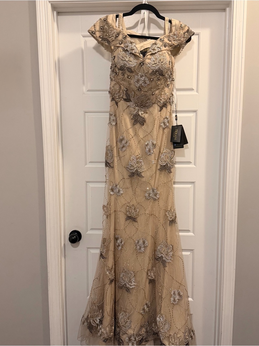 NEW Terani Couture Champagne Lace Off-Shoulder Embellished Dress Size 8